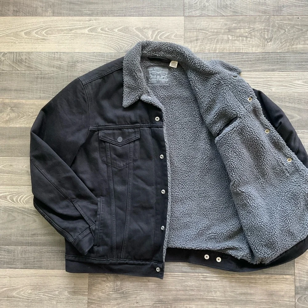 Levi’s Sherpa Lined Denim Trucker Jacket Mens LARGE Black Duvall Snap 16365-0054
